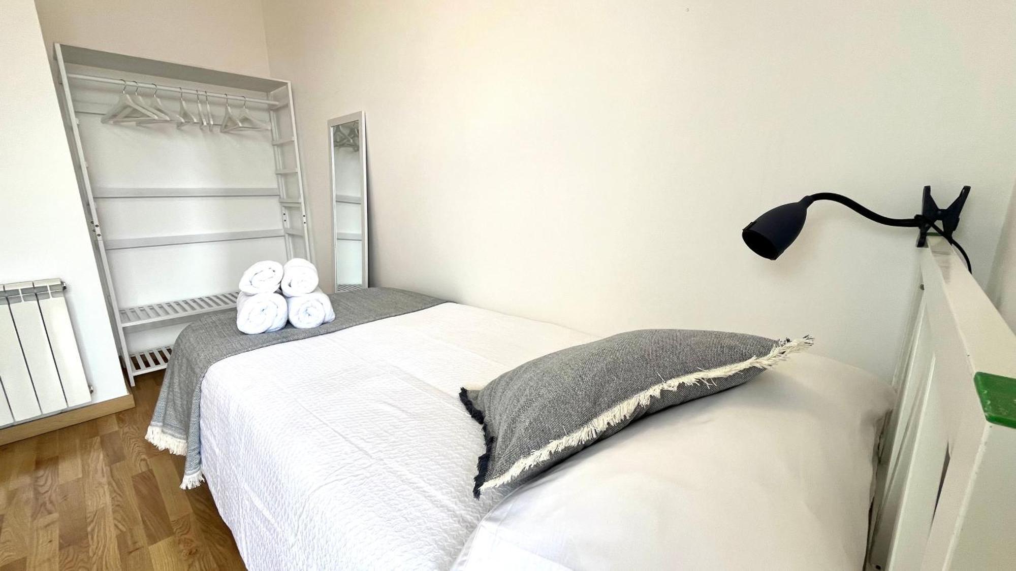 Apartamento Con Terraza By Prestigi テラサ エクステリア 写真